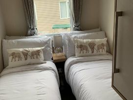 Hafan y Mor Haven - Holiday Accommodation 17980 - North Wales - 1186486 - thumbnail photo 15