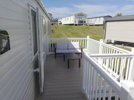 Reighton Sands Holiday Park - Holiday Accommodation 17984 - North Yorkshire (incl. Whitby) - 1186489 - thumbnail photo 4