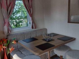 Swanage Coastal Park - Holiday Accommodation 17991 - Dorset - 1186491 - thumbnail photo 3