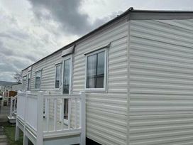 Golden Gate Holiday Centre - Holiday Accommodation 18009 - North Wales - 1186494 - thumbnail photo 1