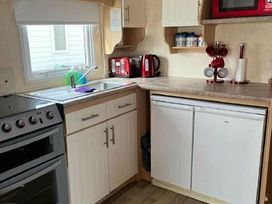 Golden Gate Holiday Centre - Holiday Accommodation 18009 - North Wales - 1186494 - thumbnail photo 3