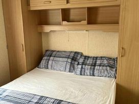 Golden Gate Holiday Centre - Holiday Accommodation 18009 - North Wales - 1186494 - thumbnail photo 4