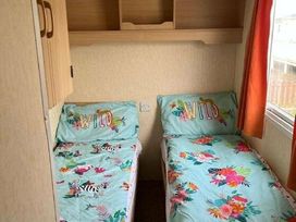 Golden Gate Holiday Centre - Holiday Accommodation 18009 - North Wales - 1186494 - thumbnail photo 5