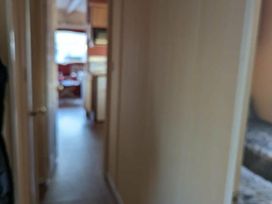 Happy Days Caravan Park - Holiday Accommodation 18016 - North Wales - 1186495 - thumbnail photo 14