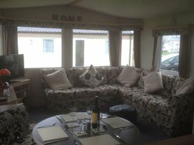 Ty Mawr Holiday Park - Holiday Accommodation 18019 - North Wales - 1186496 - thumbnail photo 5