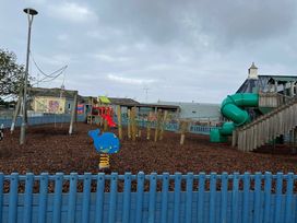 Lizard Point Holiday Park - Holiday Accommodation 18038 - Cornwall - 1186499 - thumbnail photo 12