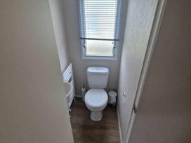 Golden Palm Resort - Holiday Accommodation 18039 - Lincolnshire - 1186500 - thumbnail photo 8
