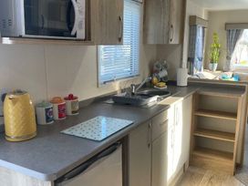 Tattershall Lakes Country Park - Holiday Accommodation 18043 - Lincolnshire - 1186502 - thumbnail photo 4