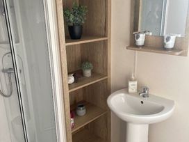 Tattershall Lakes Country Park - Holiday Accommodation 18043 - Lincolnshire - 1186502 - thumbnail photo 12
