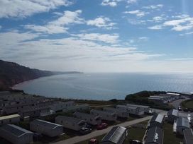 Devon Cliffs Holiday Park - Holiday Accommodation 18050 - Devon - 1186504 - thumbnail photo 4