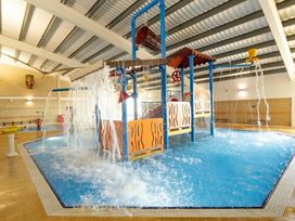 Freshwater Beach Holiday Park - Holiday Accommodation 18055 - Dorset - 1186505 - thumbnail photo 17