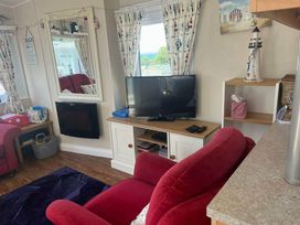 Quay West Holiday Park - Holiday Accommodation 18070 - Mid Wales - 1186509 - thumbnail photo 2