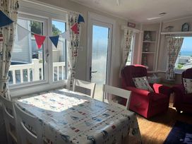 Quay West Holiday Park - Holiday Accommodation 18070 - Mid Wales - 1186509 - thumbnail photo 4