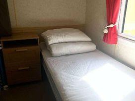 Quay West Holiday Park - Holiday Accommodation 18070 - Mid Wales - 1186509 - thumbnail photo 7