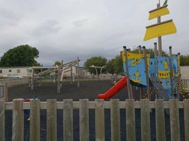 Port Haverigg Holiday Village - Holiday Accommodation 18072 - Lake District - 1186510 - thumbnail photo 12