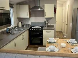 Romney Sands Holiday Park - Holiday Accommodation 18079 - Kent & Sussex - 1186512 - thumbnail photo 3