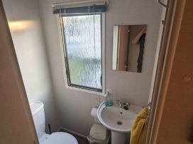 Lyons Robin Hood - Holiday Accommodation 18082 - North Wales - 1186514 - thumbnail photo 16