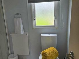 Lyons Robin Hood - Holiday Accommodation 18082 - North Wales - 1186514 - thumbnail photo 18
