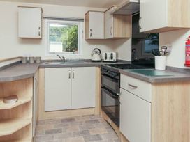 Cornish Coast Caravan Park - Holiday Accommodation 18087 - Cornwall - 1186516 - thumbnail photo 2