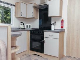 Cornish Coast Caravan Park - Holiday Accommodation 18087 - Cornwall - 1186516 - thumbnail photo 10