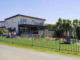 Cornish Coast Caravan Park - Holiday Accommodation 18087 - Cornwall - 1186516 - thumbnail photo 12