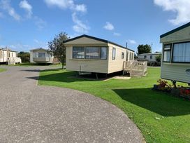 Sundowner Holiday Park - Holiday Accommodation 18091 - Norfolk - 1186519 - thumbnail photo 1