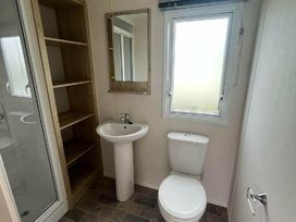 Thornwick Bay Holiday Village - Holiday Accommodation 18099 - North Yorkshire (incl. Whitby) - 1186521 - thumbnail photo 9