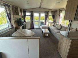 Devon Cliffs Holiday Park - Holiday Accommodation 18102 - Devon - 1186523 - thumbnail photo 4