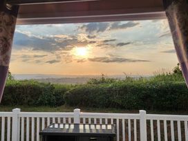 Devon Cliffs Holiday Park - Holiday Accommodation 18102 - Devon - 1186523 - thumbnail photo 11