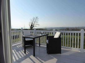 Devon Cliffs Holiday Park - Holiday Accommodation 18102 - Devon - 1186523 - thumbnail photo 12