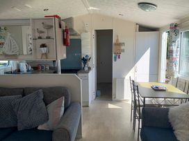 Seven Bays Park (Maribou) - Holiday Accommodation 18106 - Cornwall - 1186525 - thumbnail photo 3