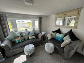 Barmston Beach Holiday Park - Holiday Accommodation 18107 - North Yorkshire (incl. Whitby) - 1186526 - thumbnail photo 6