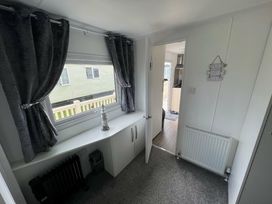 Barmston Beach Holiday Park - Holiday Accommodation 18107 - North Yorkshire (incl. Whitby) - 1186526 - thumbnail photo 9