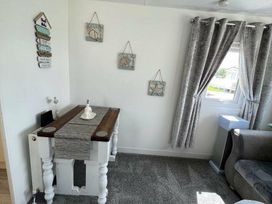 Barmston Beach Holiday Park - Holiday Accommodation 18107 - North Yorkshire (incl. Whitby) - 1186526 - thumbnail photo 12