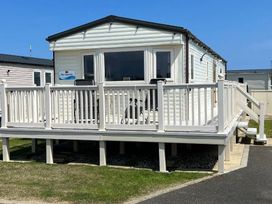 Barmston Beach Holiday Park - Holiday Accommodation 18107 - North Yorkshire (incl. Whitby) - 1186526 - thumbnail photo 18