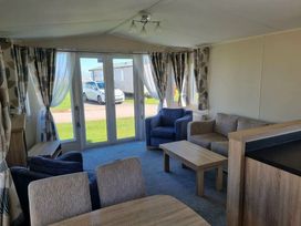 Doniford Bay - Holiday Accommodation 18108 - Devon - 1186527 - thumbnail photo 1