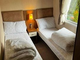 Brynowen Holiday Park - Holiday Accommodation 18109 - Mid Wales - 1186528 - thumbnail photo 11