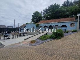 Brynowen Holiday Park - Holiday Accommodation 18109 - Mid Wales - 1186528 - thumbnail photo 13