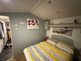 The Chase - Holiday Accommodation 18114 - Lincolnshire - 1186530 - thumbnail photo 3