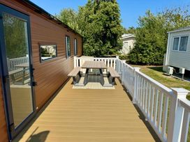 Whitecliff Bay Holiday Park - Holiday Accommodation 18116 - Isle of Wight & Hampshire - 1186531 - thumbnail photo 16