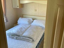 Coral Beach - Holiday Accommodation 18129 - Lincolnshire - 1186532 - thumbnail photo 10