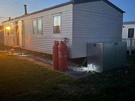 Coral Beach - Holiday Accommodation 18129 - Lincolnshire - 1186532 - thumbnail photo 19