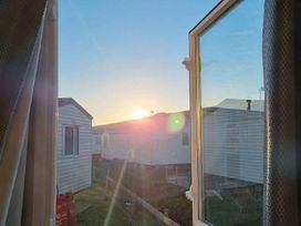 Challaborough Bay Holiday Park - Holiday Accommodation 18152 - Devon - 1186539 - thumbnail photo 15