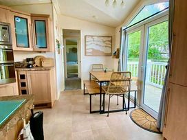 Brynowen Holiday Park - Holiday Accommodation 18168 - Mid Wales - 1186542 - thumbnail photo 7