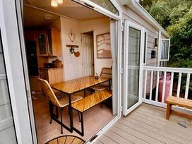 Brynowen Holiday Park - Holiday Accommodation 18168 - Mid Wales - 1186542 - thumbnail photo 17