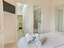Swanage Coastal Park - Holiday Accommodation 18169 - Dorset - 1186543 - thumbnail photo 7