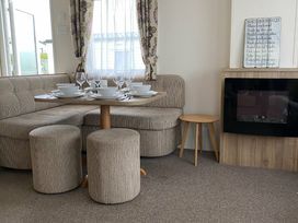 Durdle Door Holiday Park - Holiday Accommodation 18170 - Dorset - 1186544 - thumbnail photo 5