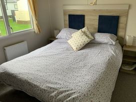 Seal Bay Resort - Holiday Accommodation 18174 - Hampshire - 1186545 - thumbnail photo 4
