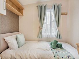Shorefield Country Park - Holiday Accommodation 18176 - Dorset - 1186546 - thumbnail photo 10