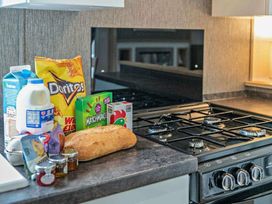 Shorefield Country Park - Holiday Accommodation 18176 - Dorset - 1186546 - thumbnail photo 17